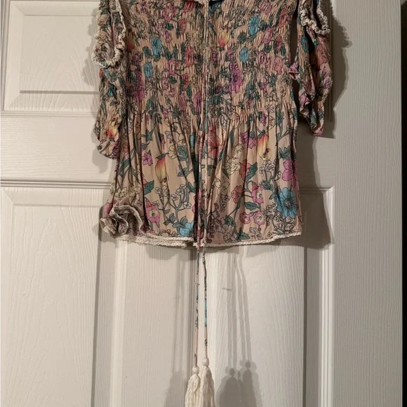 Spell Smocked Women's Top - Picture 1 of 5